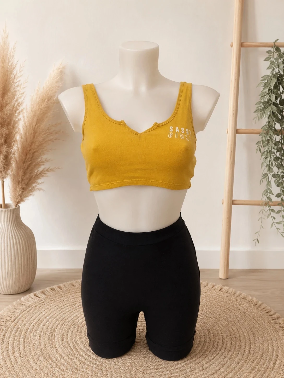 💛 Crop top Jennyfer « Sassy Girl » jaune moutarde – XS (34)
